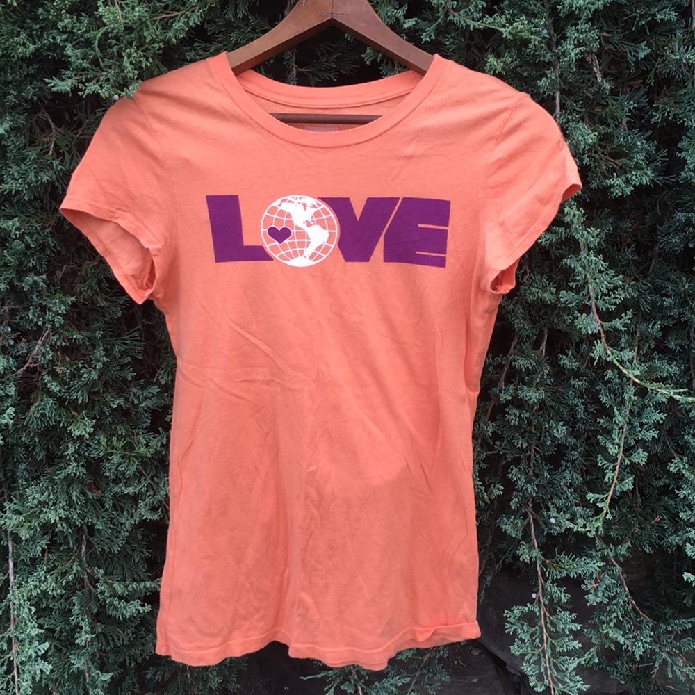 Old navy orange love short sleeve graphic tee